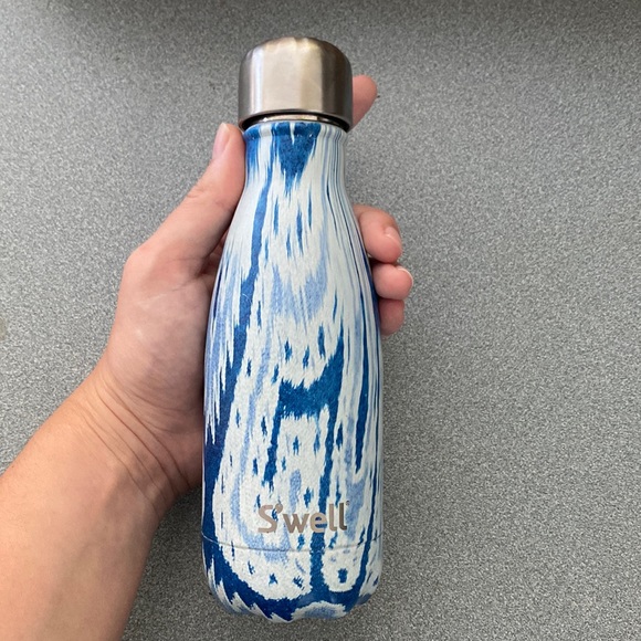 9oz Swell Water Bottle - Picture 1 of 1